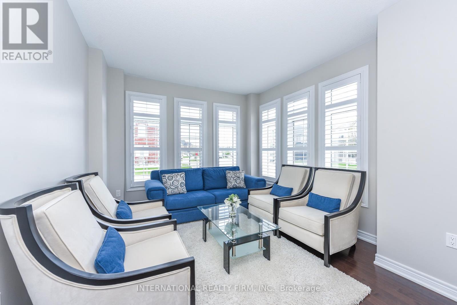 578 Dougall Avenue, Caledon, Ontario  L7C 3Z4 - Photo 4 - W13219494