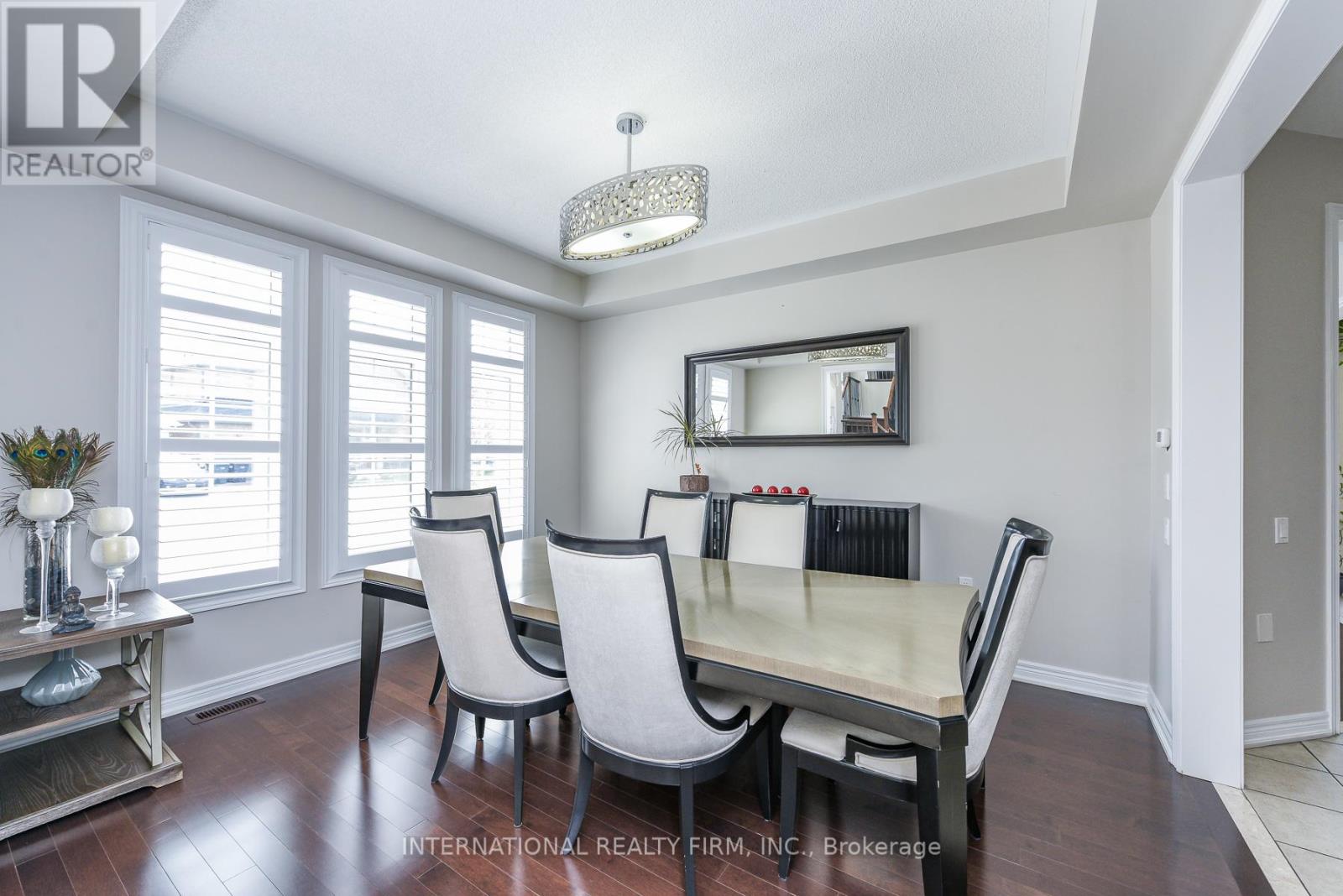 578 Dougall Avenue, Caledon, Ontario  L7C 3Z4 - Photo 5 - W13219494