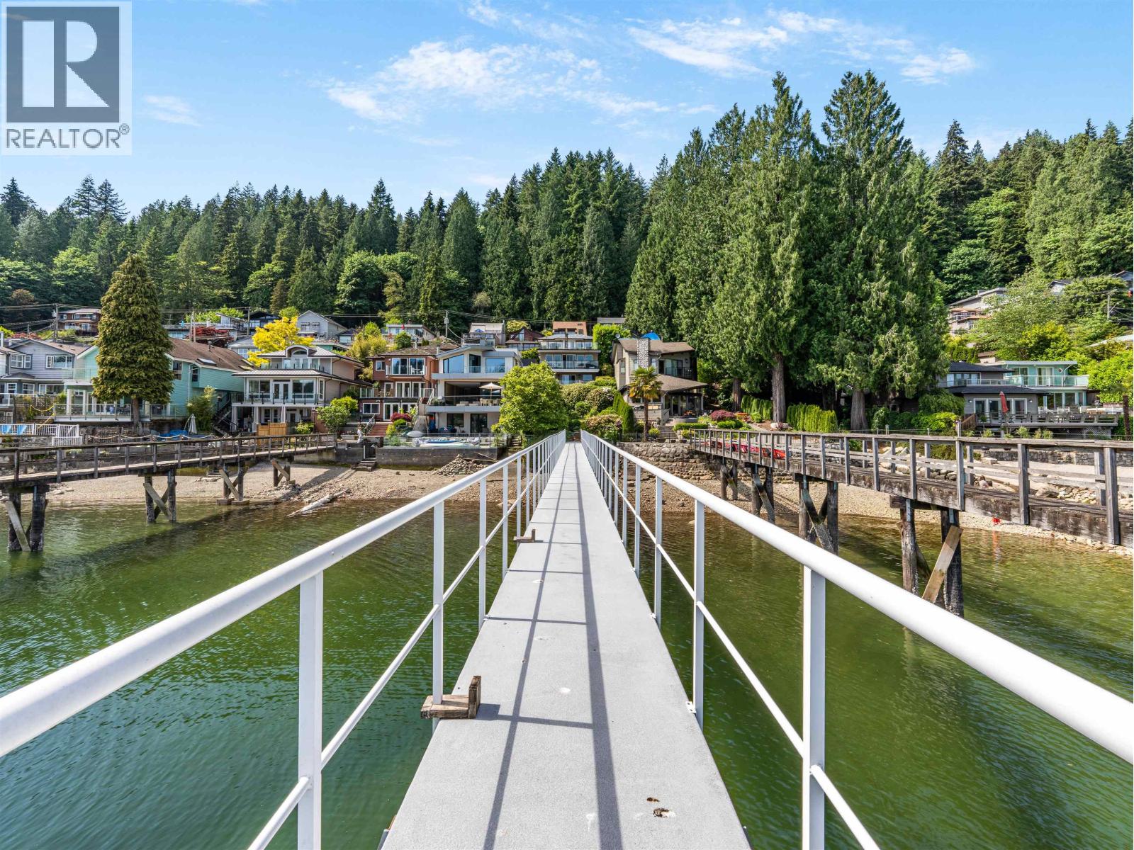 2588 Panorama Drive, North Vancouver, British Columbia  V7G 1V5 - Photo 6 - R3128660