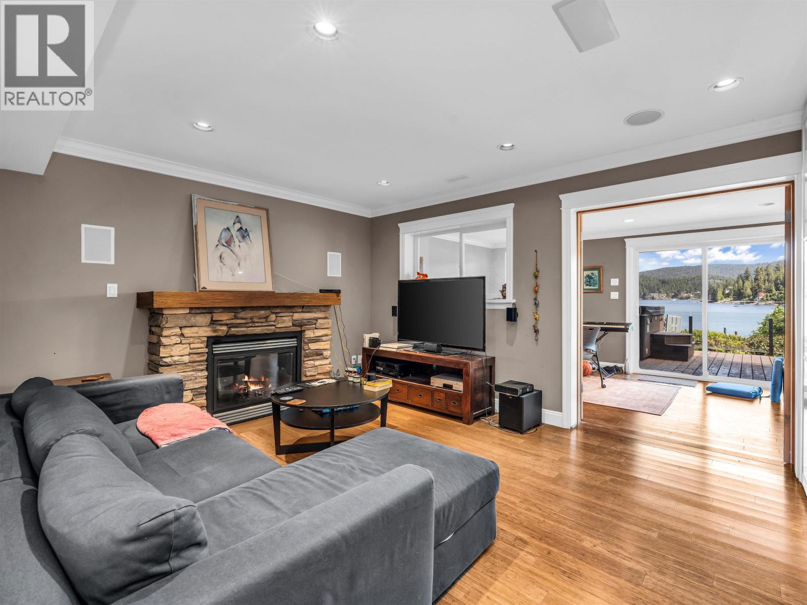 2588 Panorama Drive, North Vancouver, British Columbia  V7G 1V5 - Photo 12 - R3128660