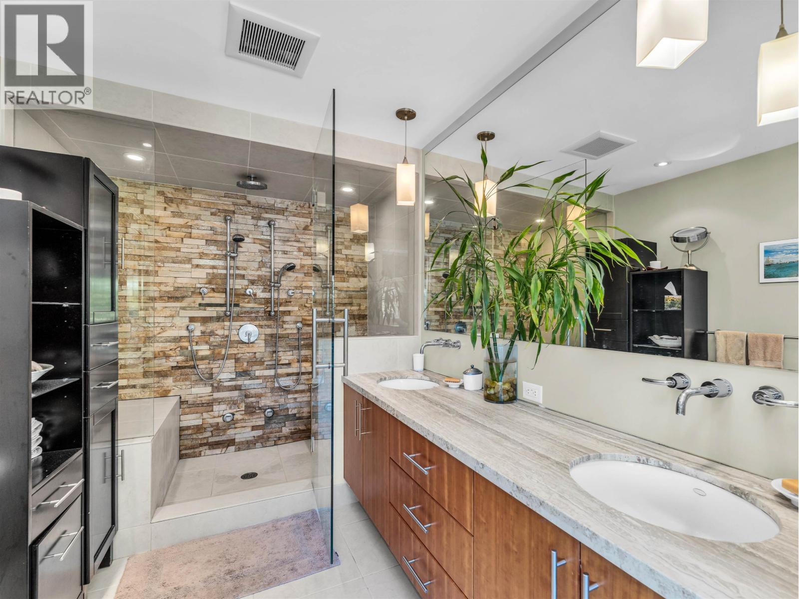 2588 Panorama Drive, North Vancouver, British Columbia  V7G 1V5 - Photo 26 - R3128660