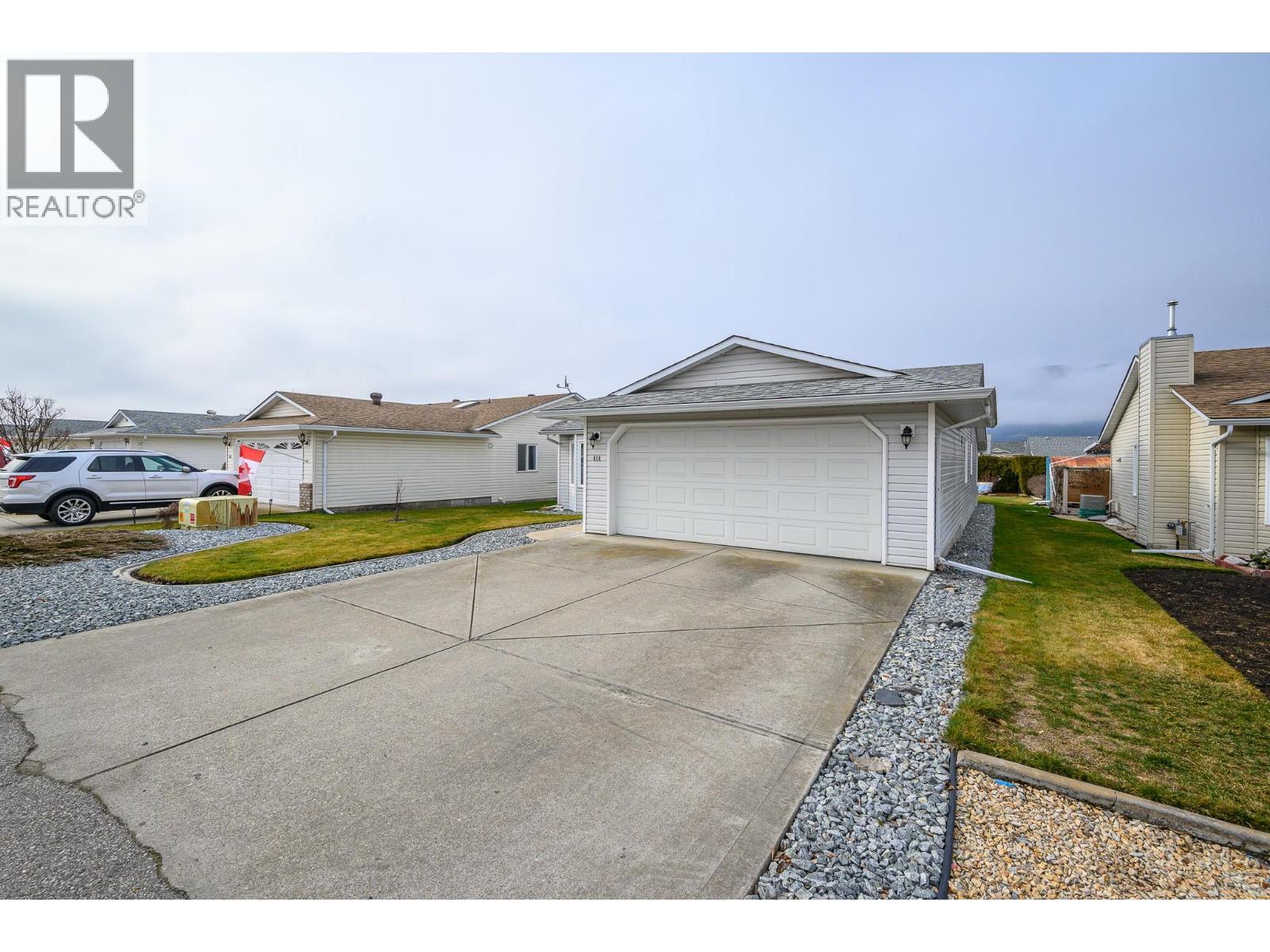 414 4 Street, Vernon, British Columbia  V1H 1Z1 - Photo 1 - 10386859