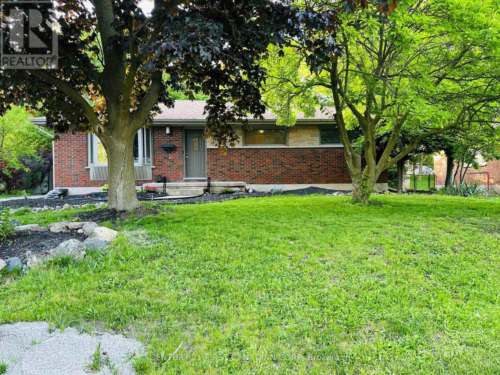 919 Quinton Road, London North, Ontario  N6H 3A8 - Photo 1 - X13219508