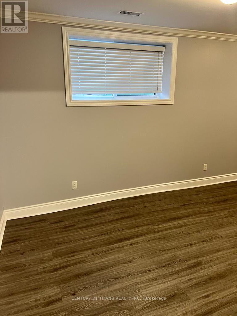Lower - 1215 King Street E, Oshawa, Ontario  L1H 1H6 - Photo 14 - E13219524