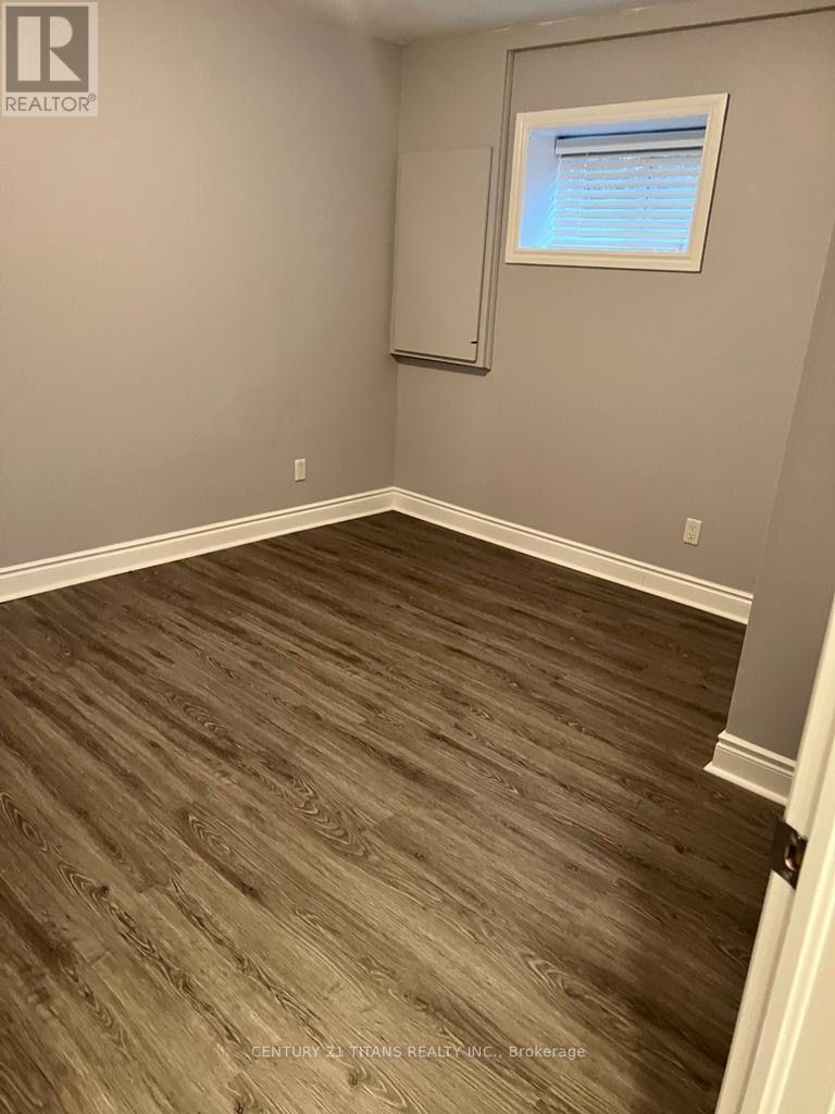 Lower - 1215 King Street E, Oshawa, Ontario  L1H 1H6 - Photo 7 - E13219524
