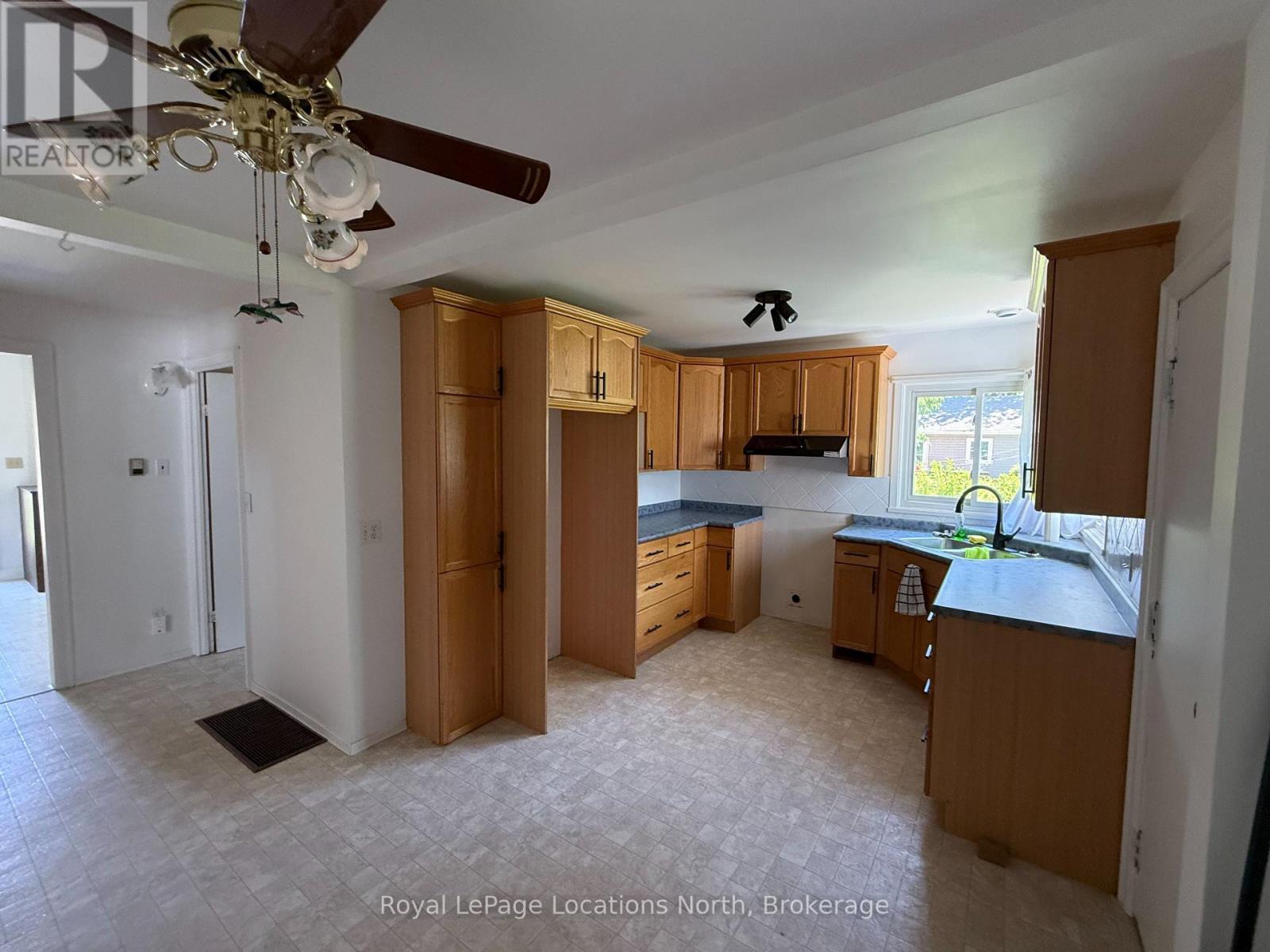 386 Sykes Street S, Meaford, Ontario  N4L 1C6 - Photo 10 - X13219530