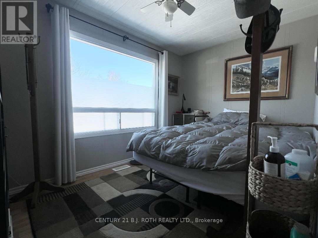 29 Corner Brook Trail, Innisfil, Ontario  L9S 1P2 - Photo 16 - N13046144