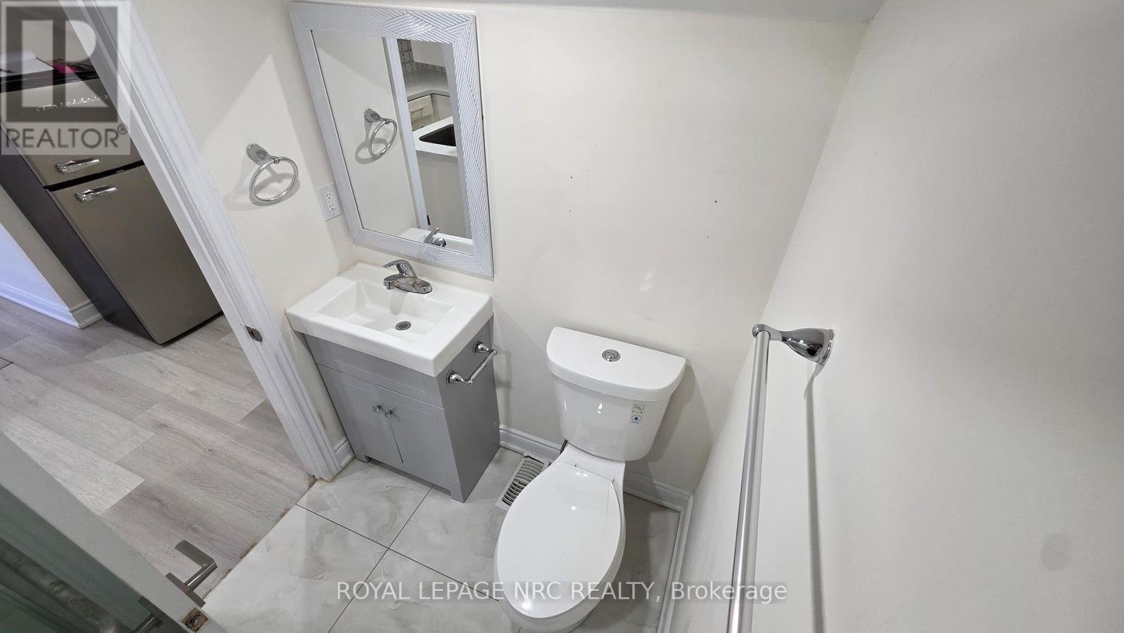 2 - 69 Vine Street, St. Catharines, Ontario  L2R 3X9 - Photo 16 - X13219534