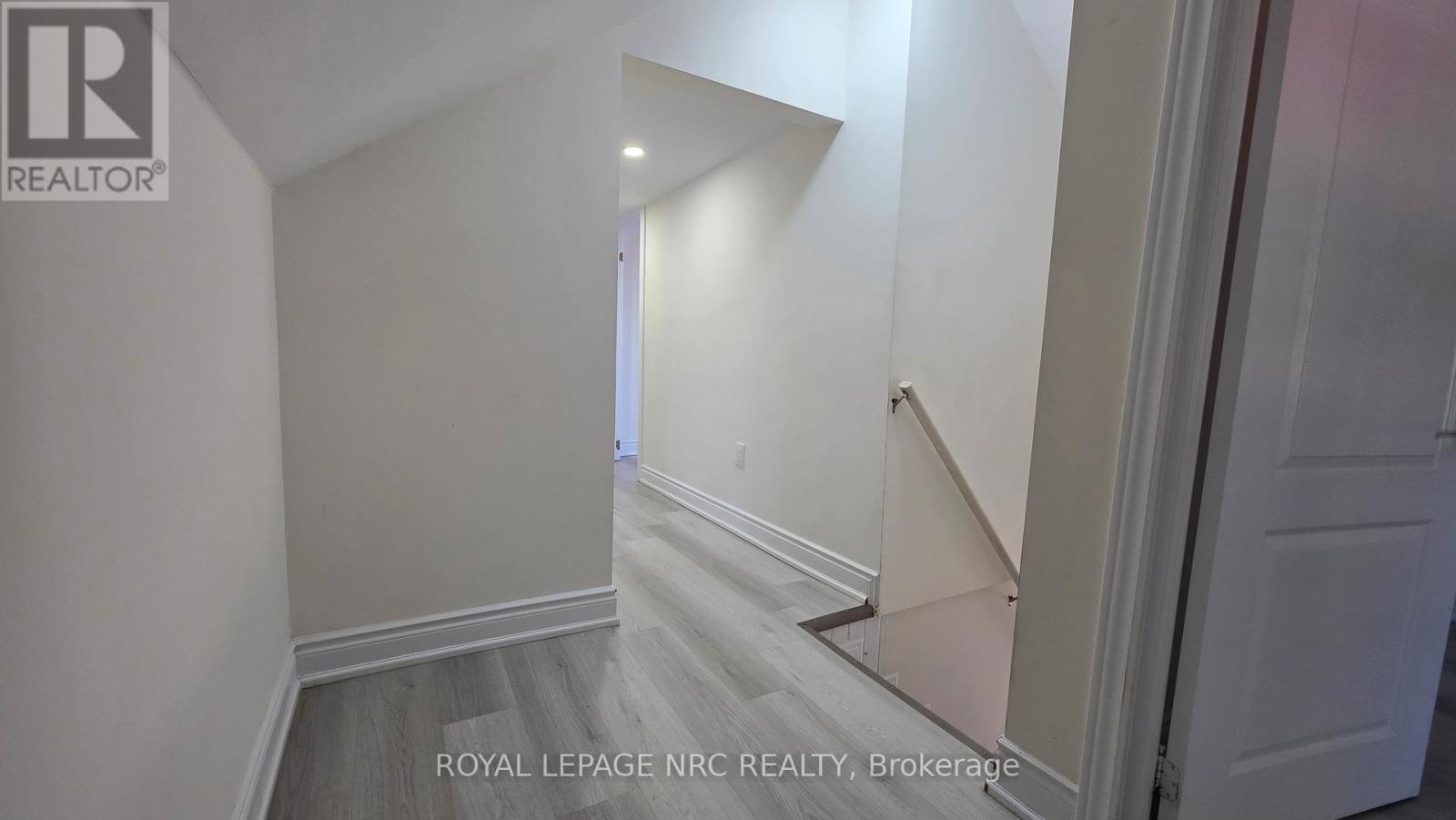 2 - 69 Vine Street, St. Catharines, Ontario  L2R 3X9 - Photo 3 - X13219534