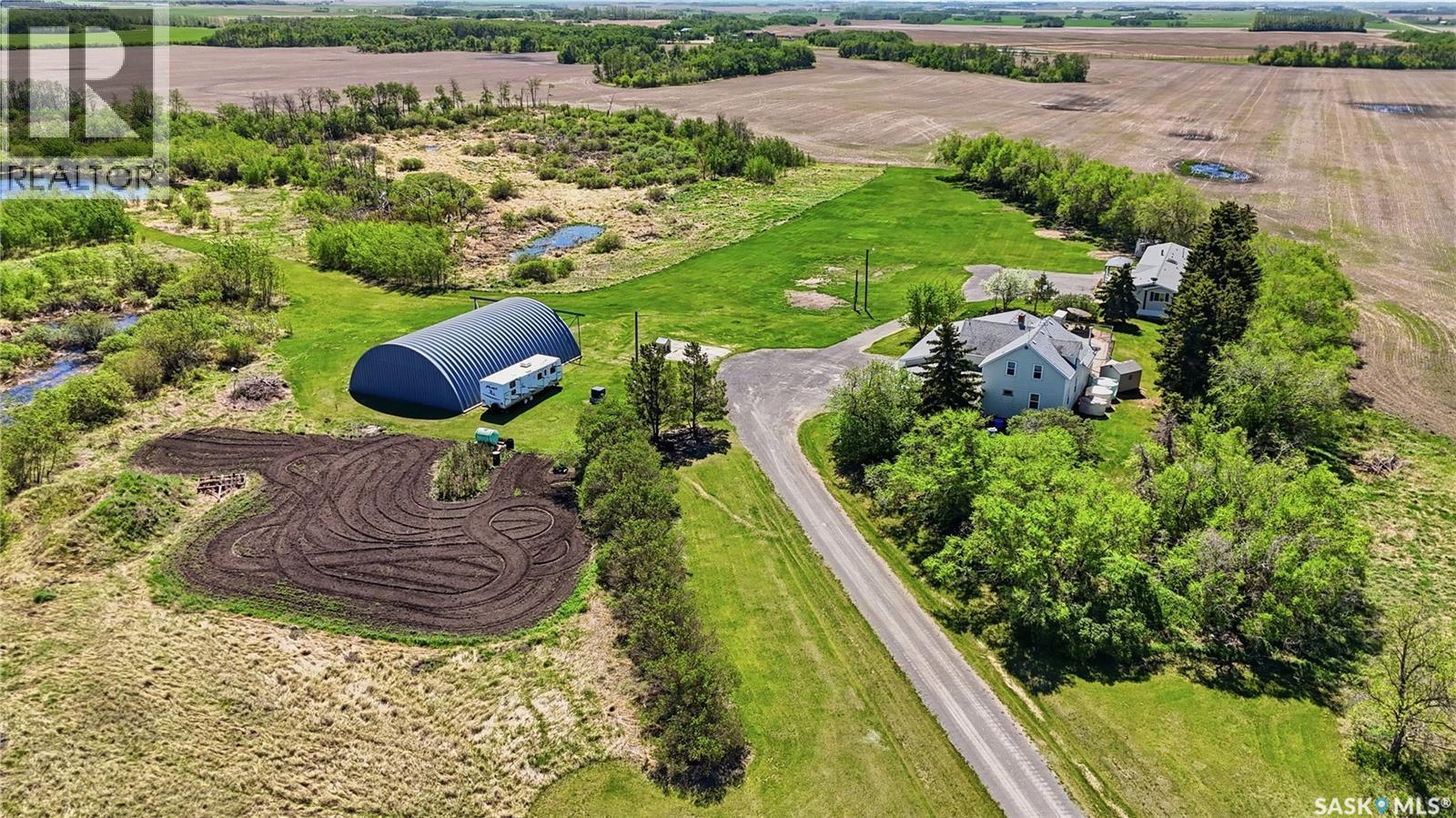 Donais Acreage, Edenwold Rm No.158, Saskatchewan