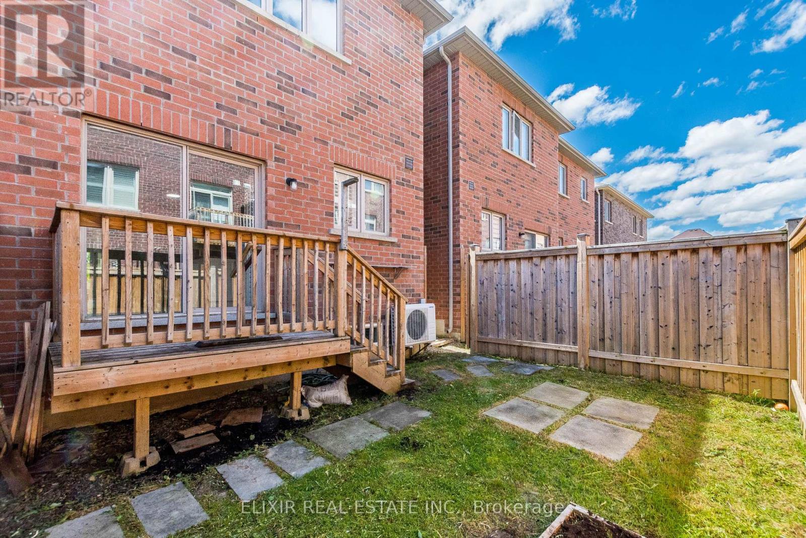 32 Yately Street, Brampton, Ontario  L7A 0G4 - Photo 30 - W13219130