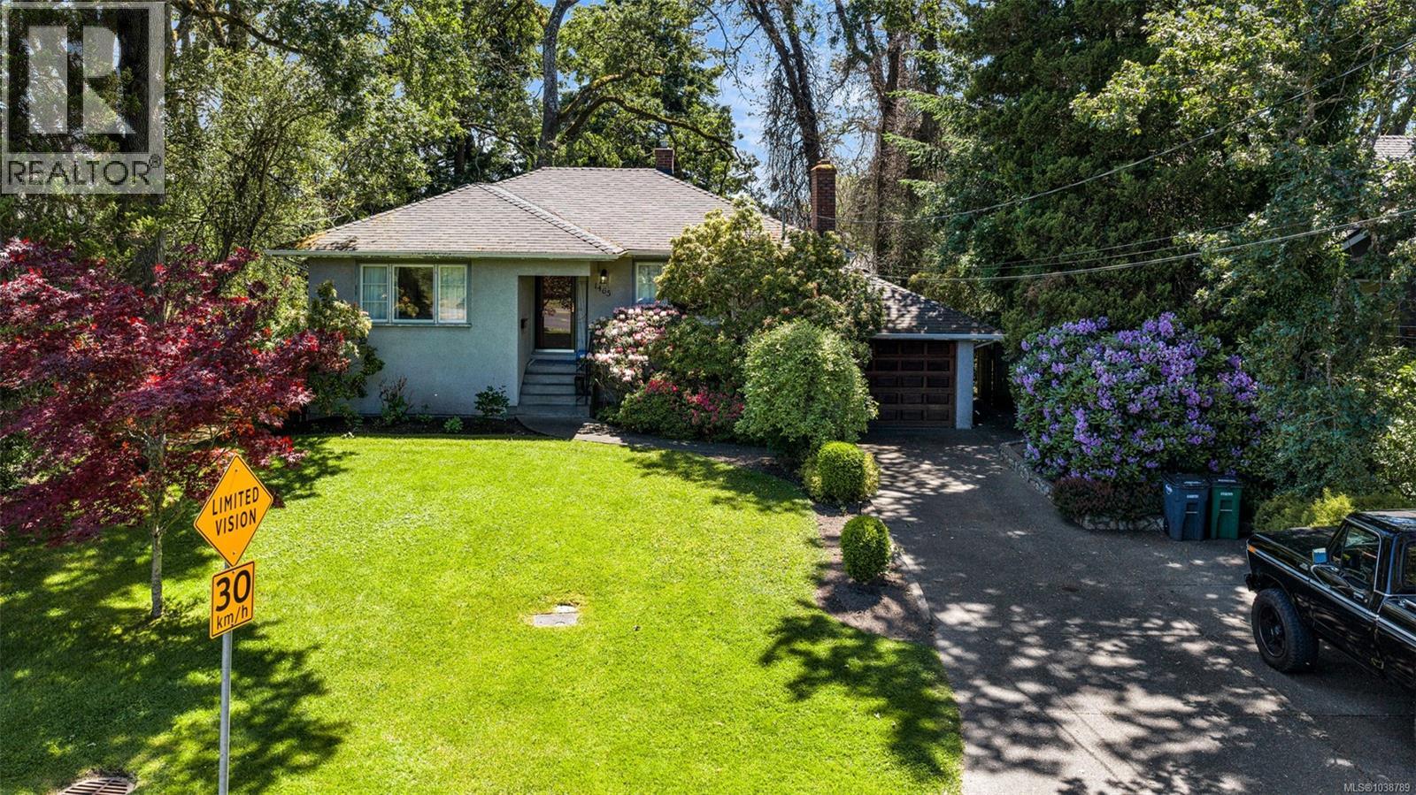1465 Derby Rd, Saanich, British Columbia