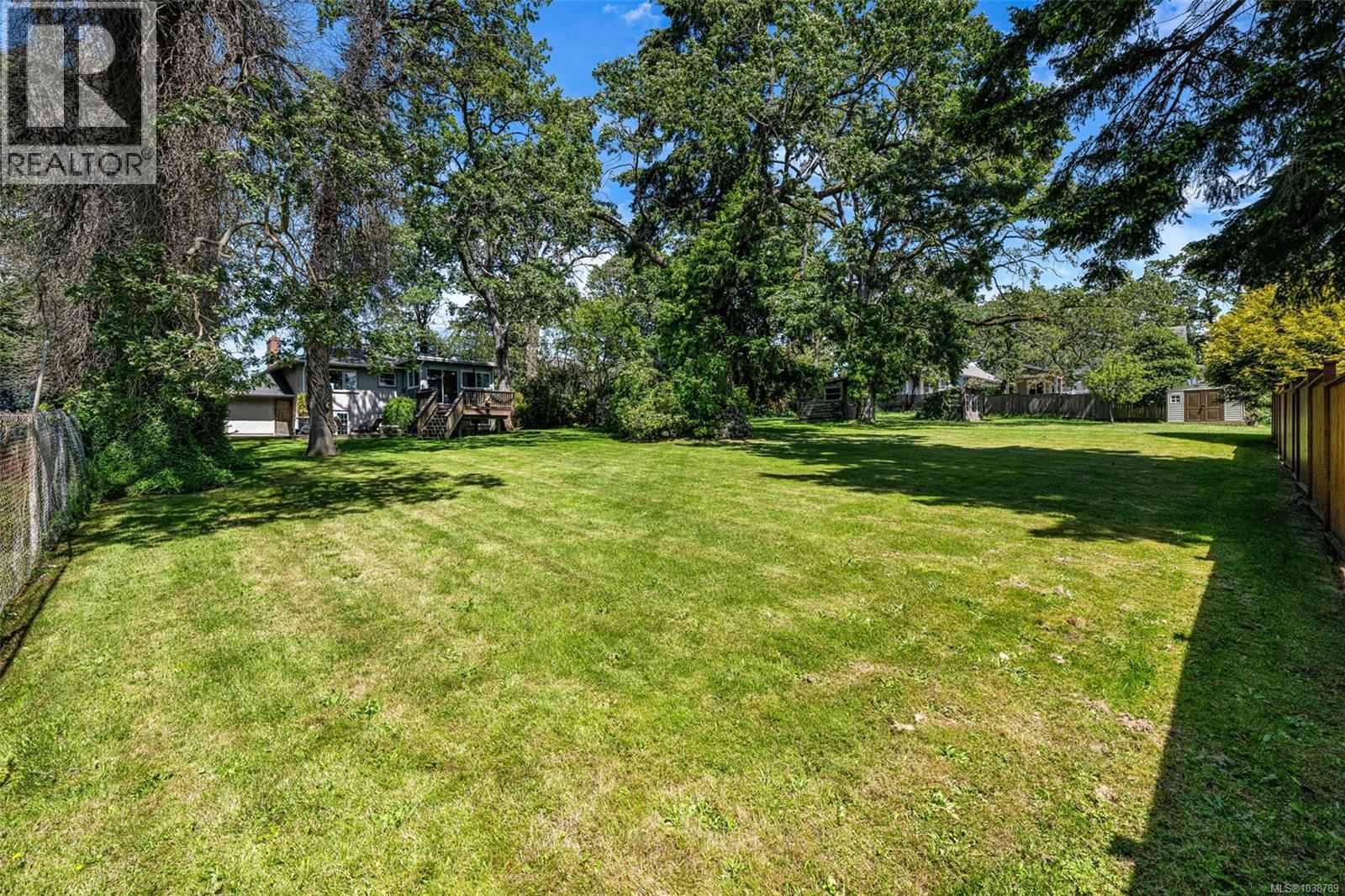1465 Derby Rd, Saanich, British Columbia  V8P 1T2 - Photo 24 - 1038789