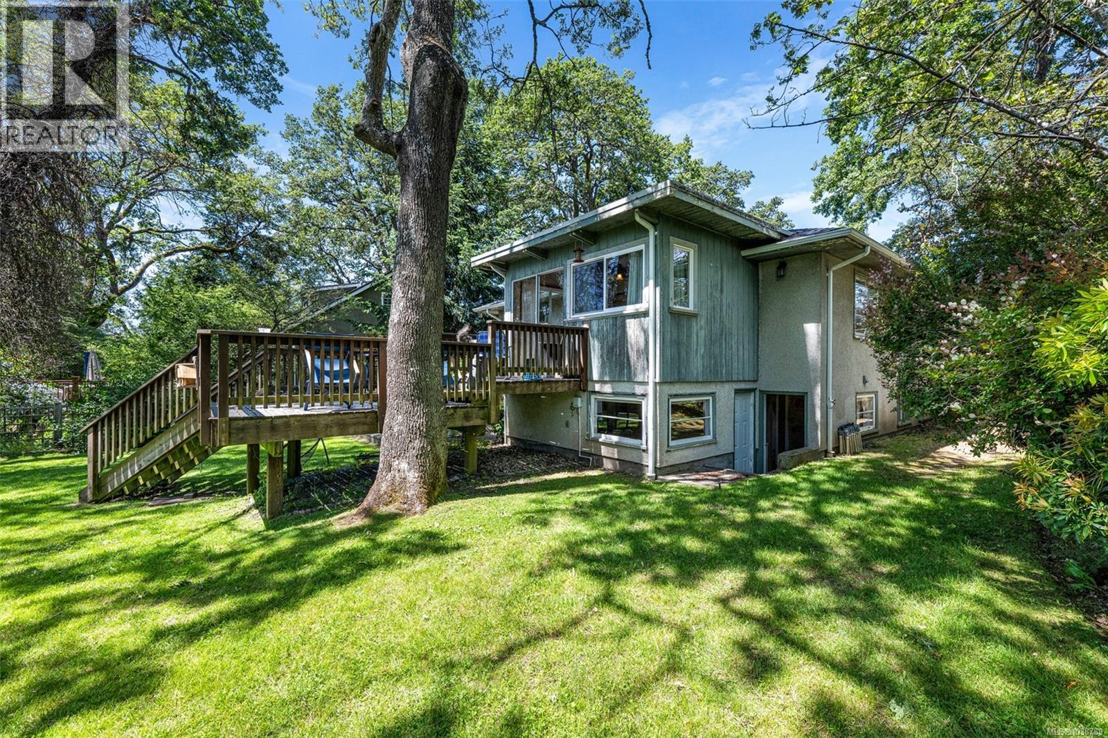 1465 Derby Rd, Saanich, British Columbia  V8P 1T2 - Photo 28 - 1038789