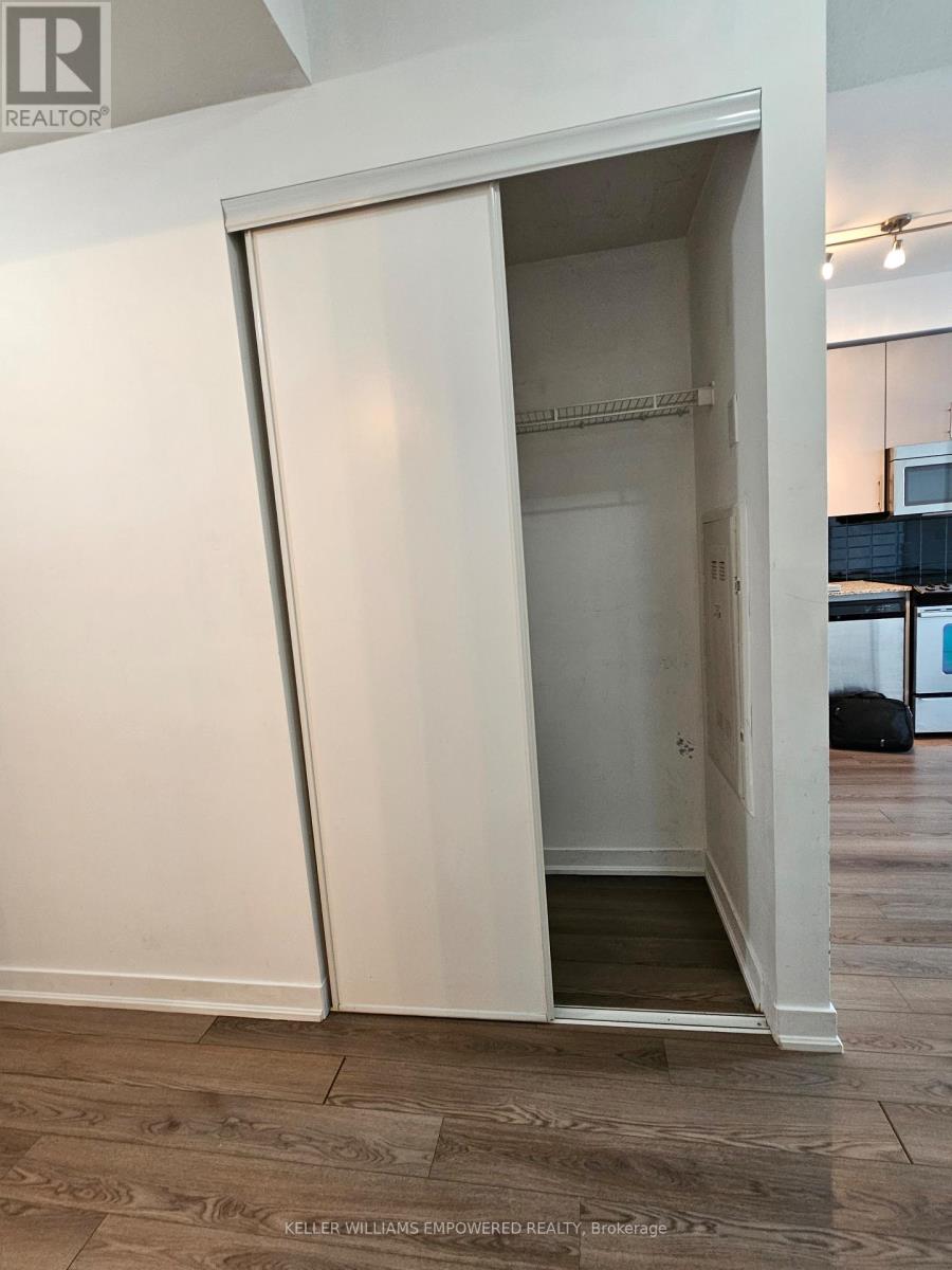 417 - 60 Berwick Avenue, Toronto, Ontario  M5P 0A3 - Photo 11 - C12949362
