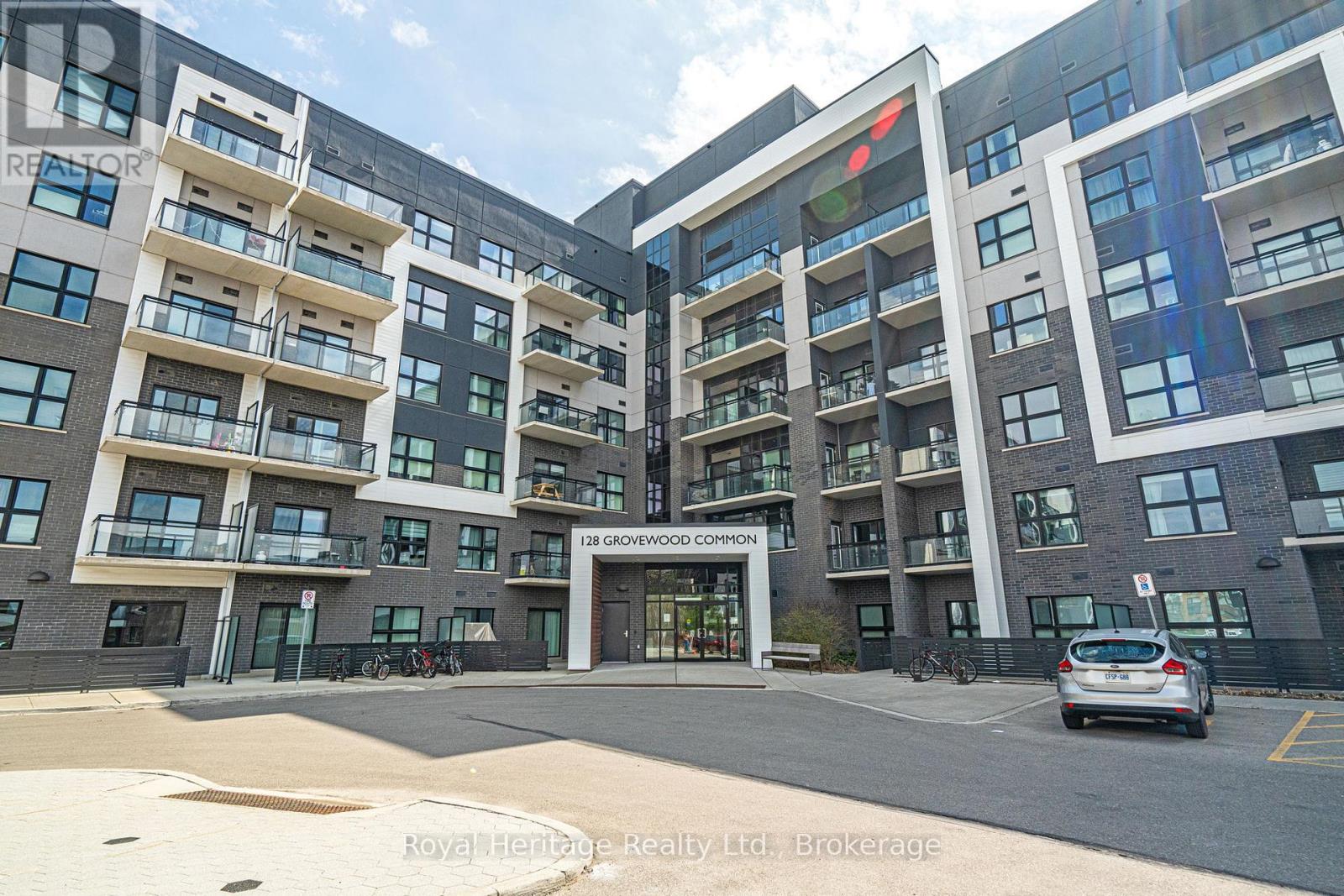319 - 128 Grovewood Common, Oakville, Ontario  L6H 0X3 - Photo 2 - W13219576