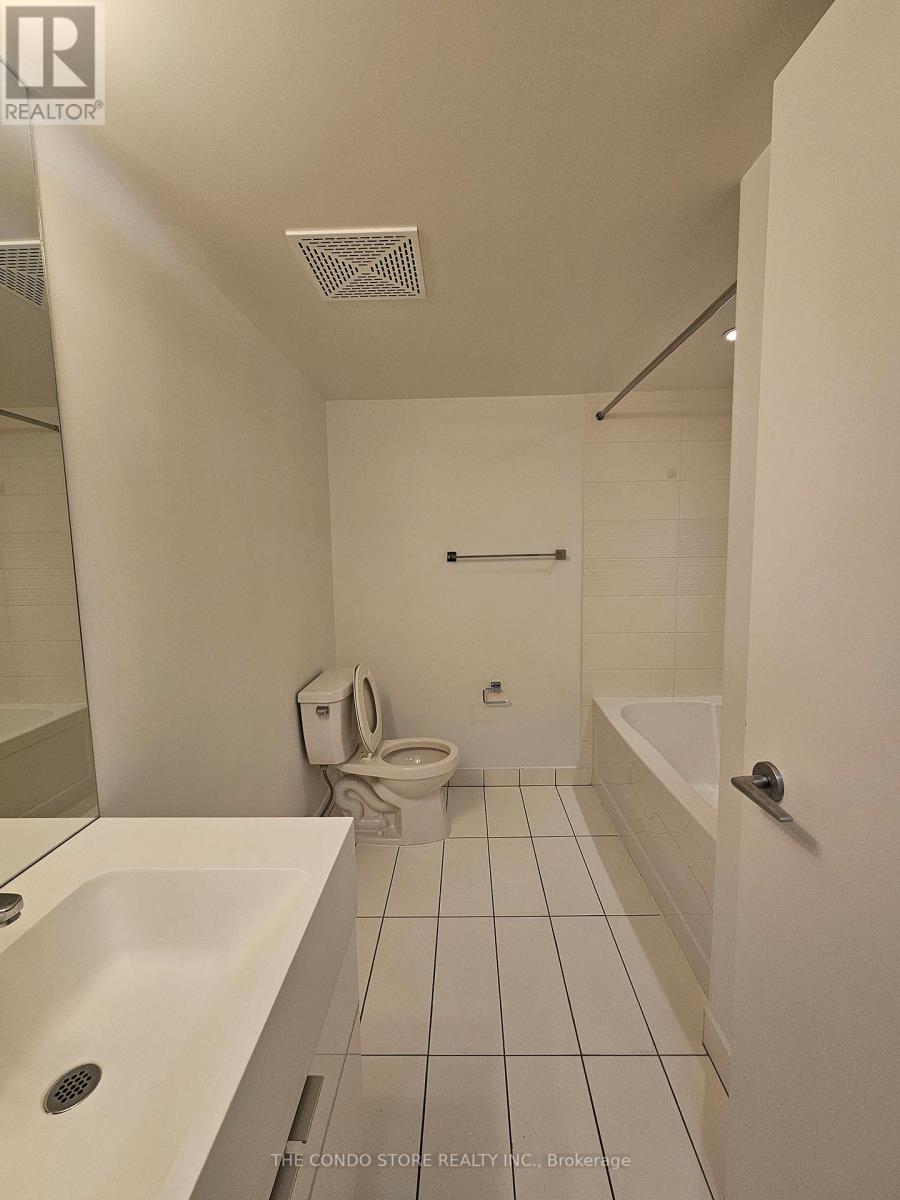 533 - 21 Iceboat Terrace, Toronto, Ontario  M5V 4A9 - Photo 10 - C13219566
