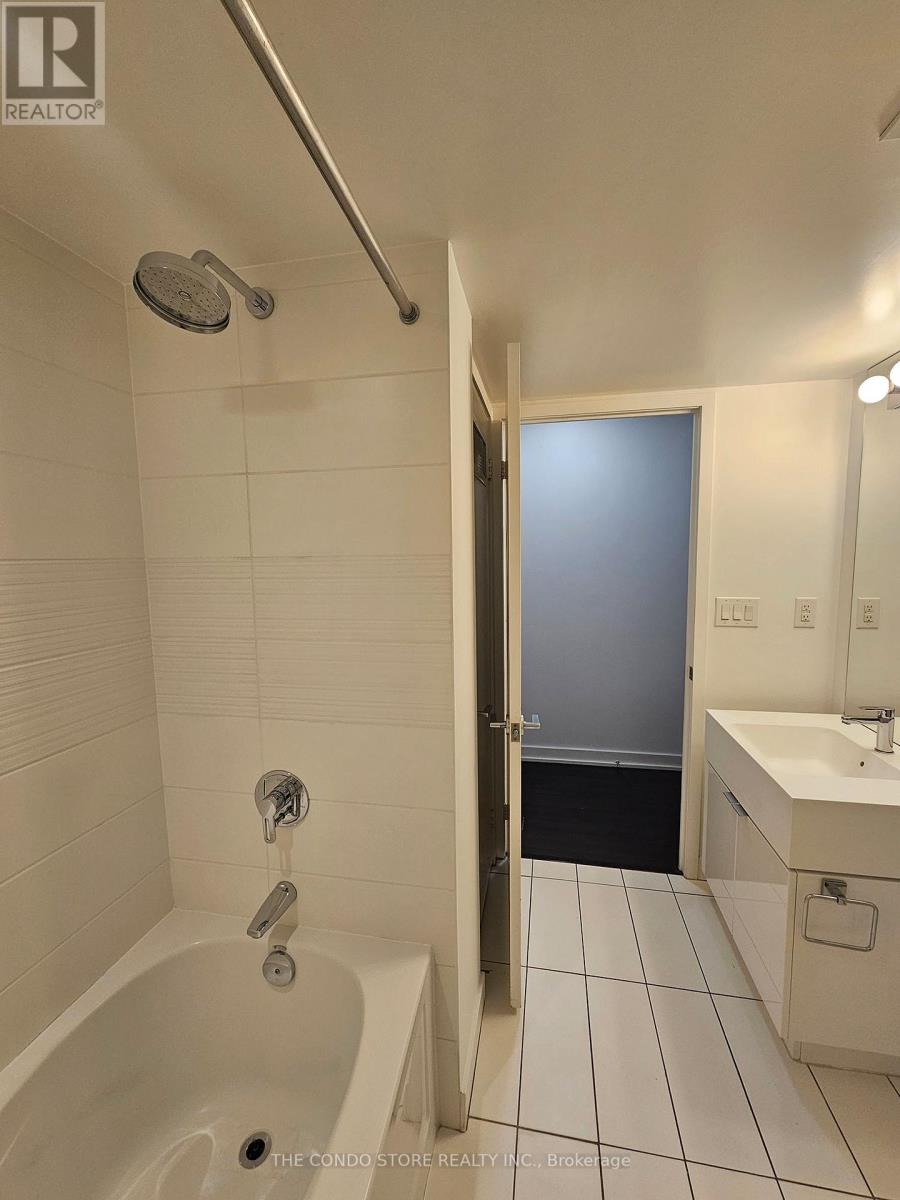 533 - 21 Iceboat Terrace, Toronto, Ontario  M5V 4A9 - Photo 11 - C13219566