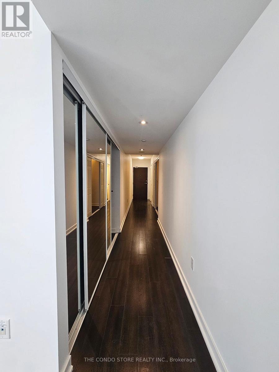 533 - 21 Iceboat Terrace, Toronto, Ontario  M5V 4A9 - Photo 16 - C13219566