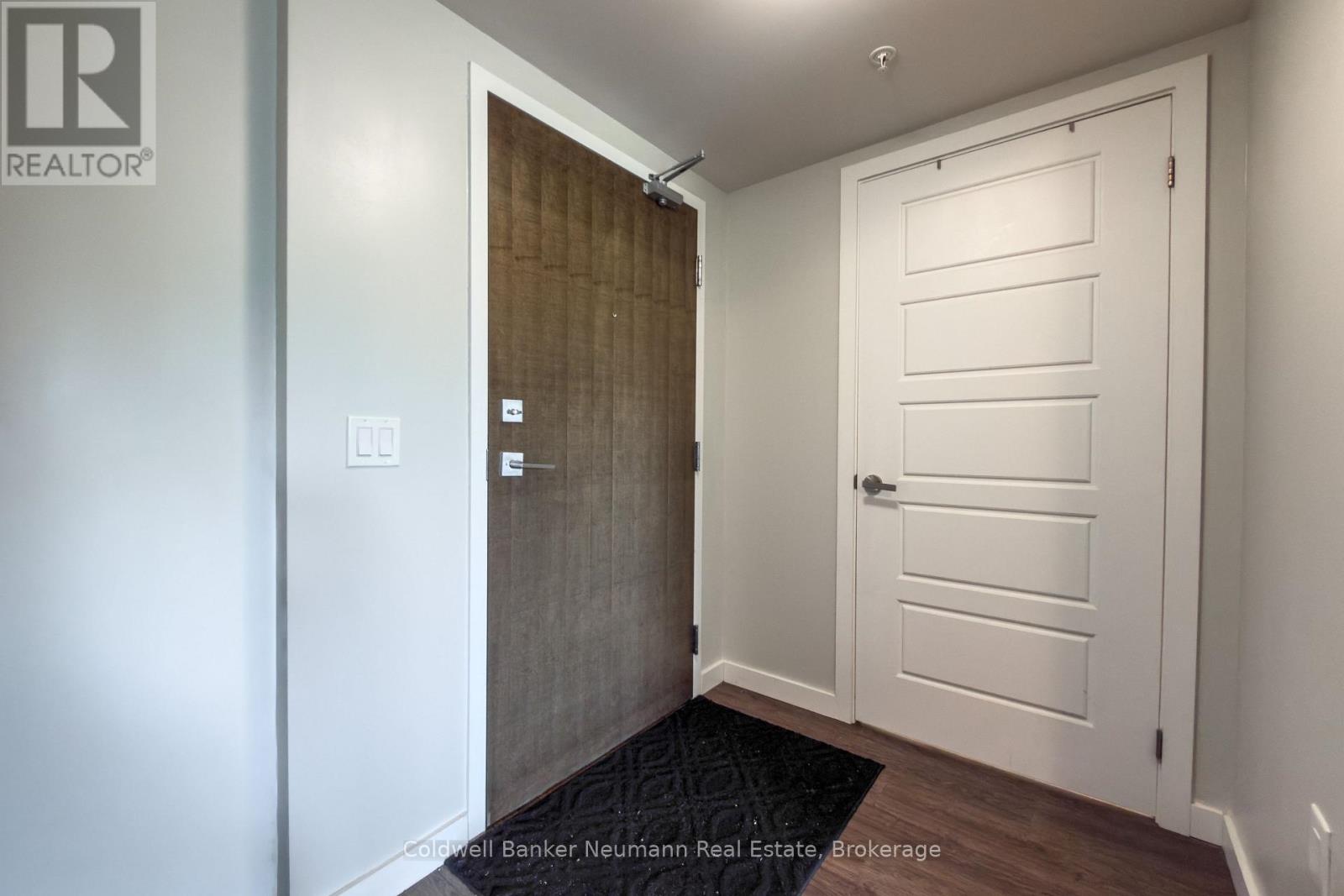 212 - 25 Kay Crescent, Guelph, Ontario  N1L 1H1 - Photo 2 - X13219562