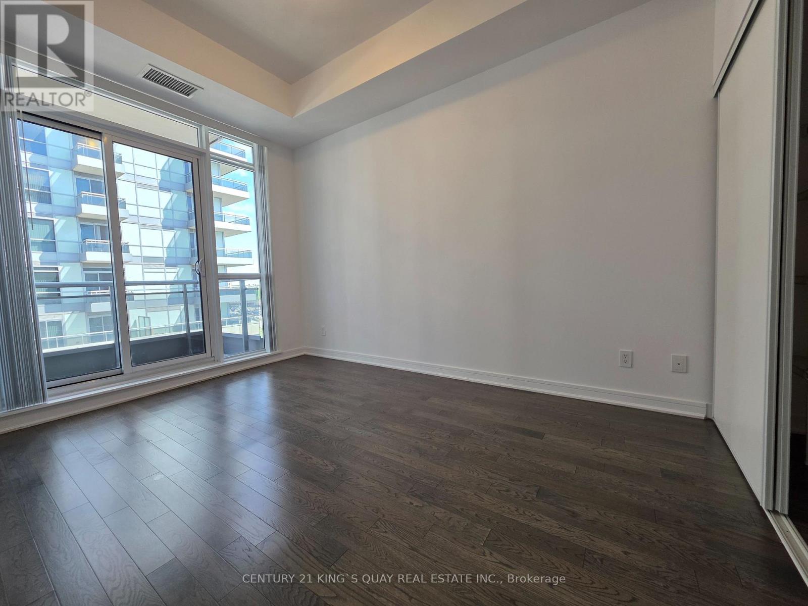 Se811 - 9199 Yonge Street, Richmond Hill, Ontario  L4C 1H7 - Photo 6 - N13219550