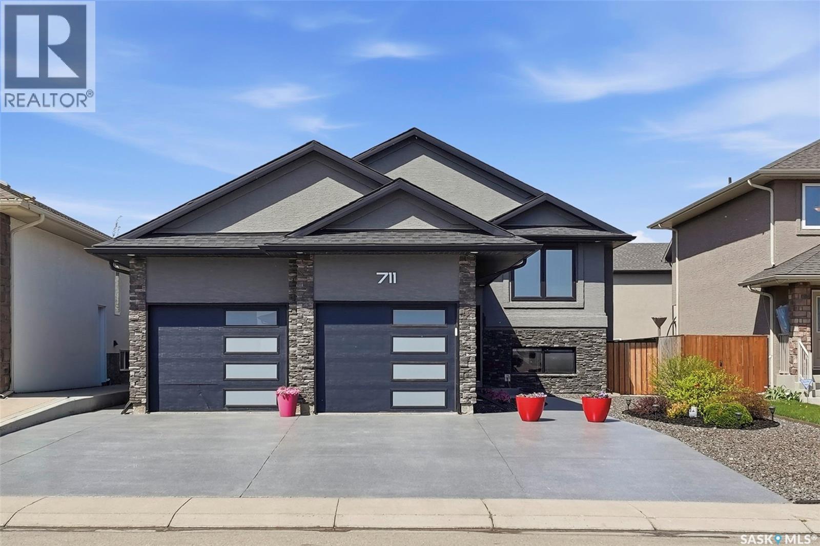 711 Sutter CRESCENT, Saskatoon, Saskatchewan