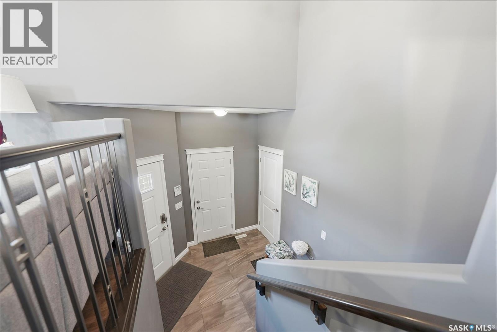 711 Sutter Crescent, Saskatoon, Saskatchewan  S7T 0R4 - Photo 2 - SK037721