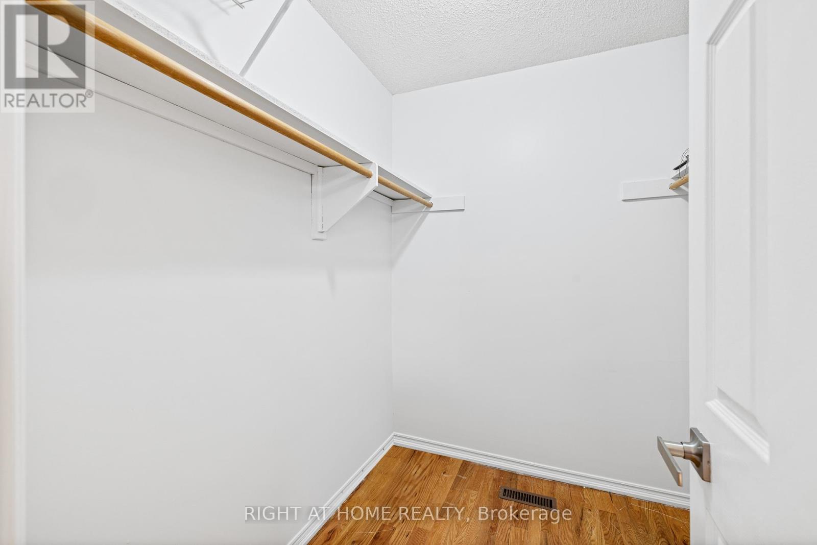 4469 Idlewilde Crescent, Mississauga, Ontario  L5M 4E8 - Photo 20 - W13219554
