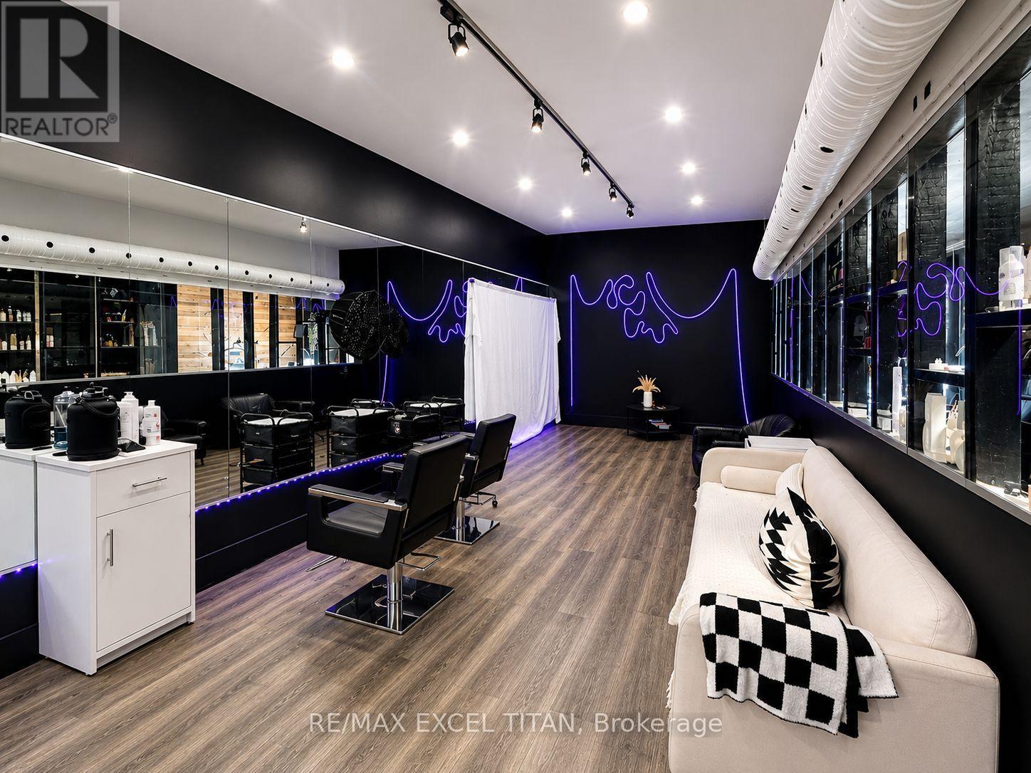 A - 2481 Yonge Street E, Toronto, Ontario  M4P 2H6 - Photo 7 - C13219582