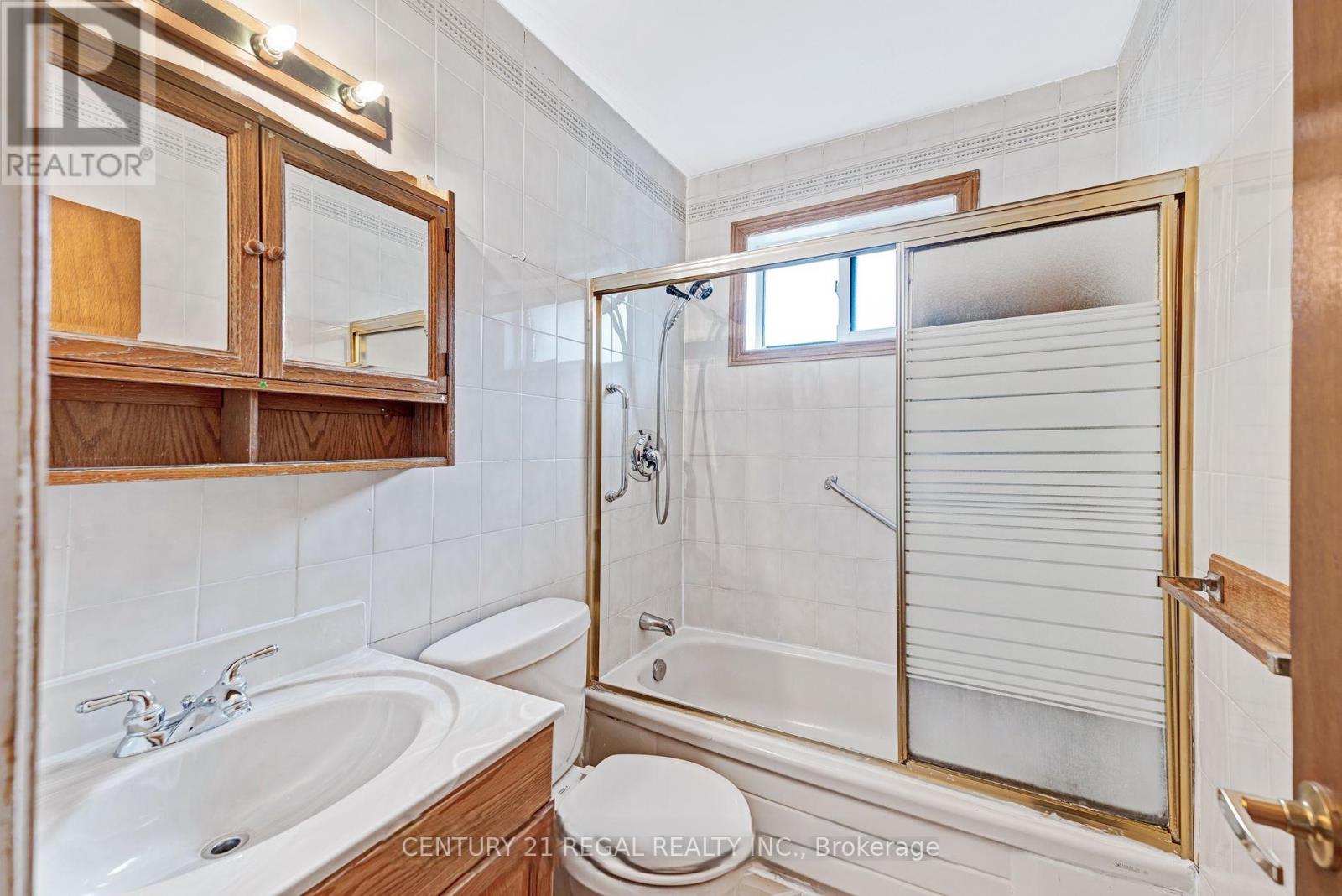 79 Combermere Drive, Toronto, Ontario  M3A 2W4 - Photo 13 - C13219586