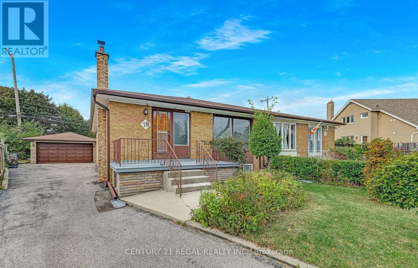 79 Combermere Drive, Toronto, Ontario  M3A 2W4 - Photo 2 - C13219586