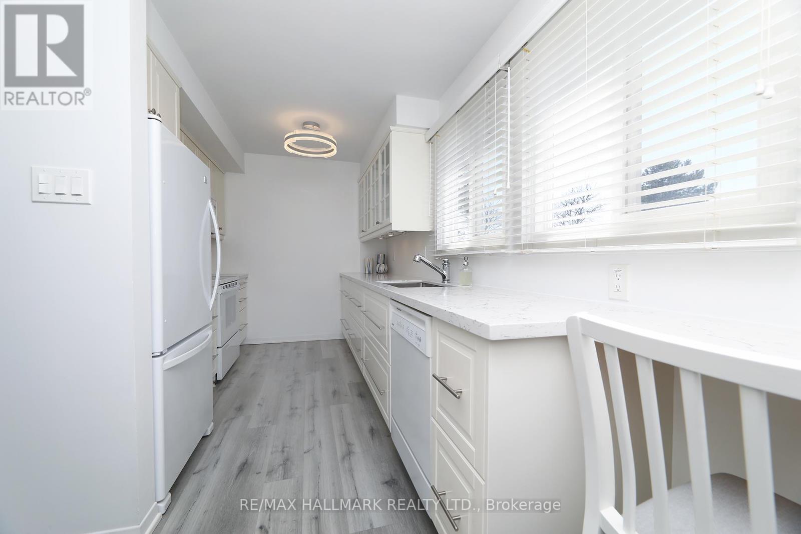 137 - 90 Wingarden Court, Toronto, Ontario  M1B 2K3 - Photo 15 - E13219578