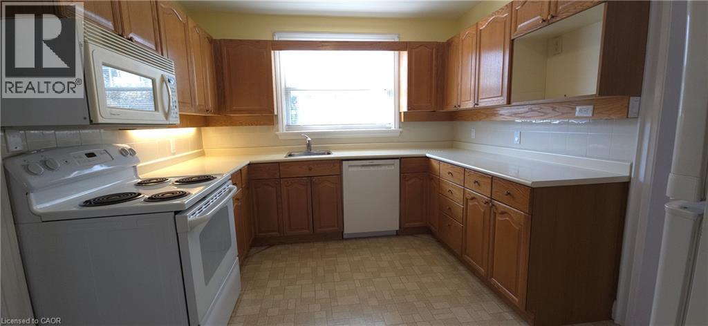 2047 James Street, Burlington, Ontario  L7R 1H4 - Photo 3 - 40835147
