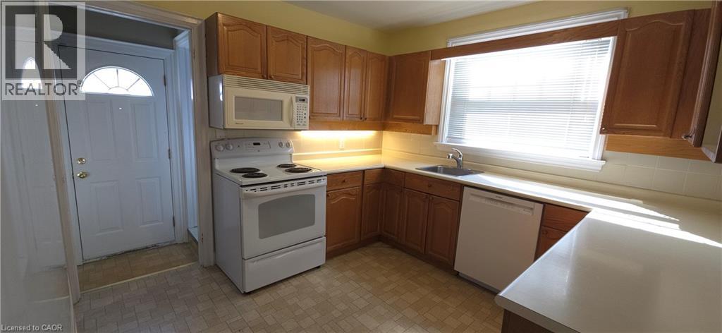 2047 James Street, Burlington, Ontario  L7R 1H4 - Photo 4 - 40835147