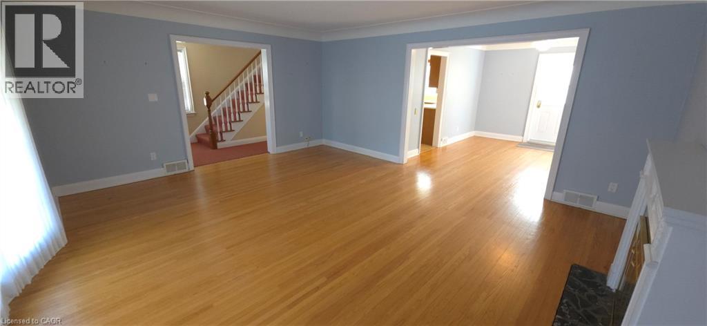 2047 James Street, Burlington, Ontario  L7R 1H4 - Photo 8 - 40835147