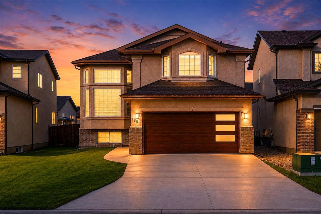 189 Reg Wyatt Way, Winnipeg, Manitoba  R3W 0B7 - Photo 1 - 202612234