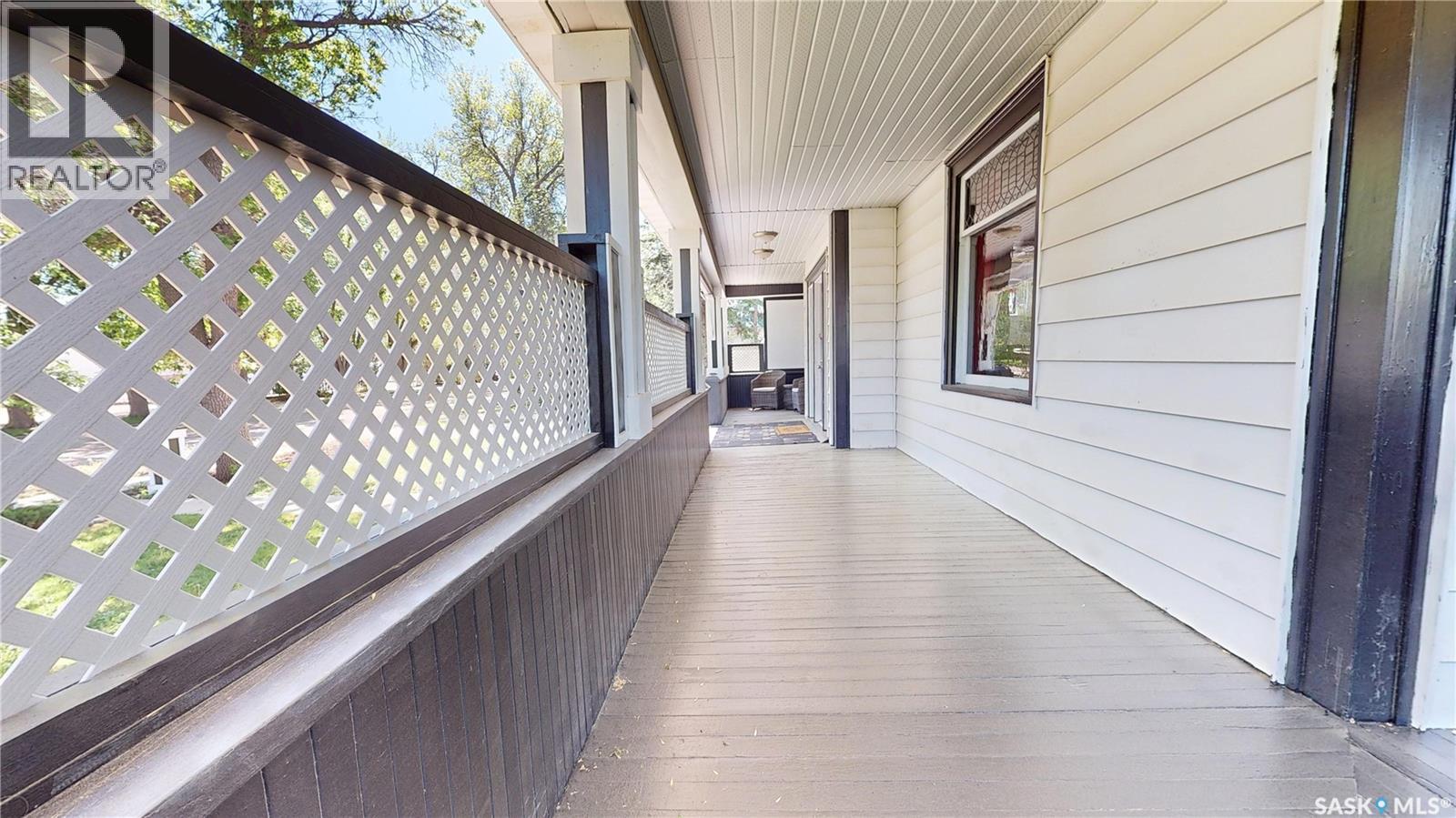 309 Marsh Street, Maple Creek, Saskatchewan  S0N 1N0 - Photo 5 - SK037703