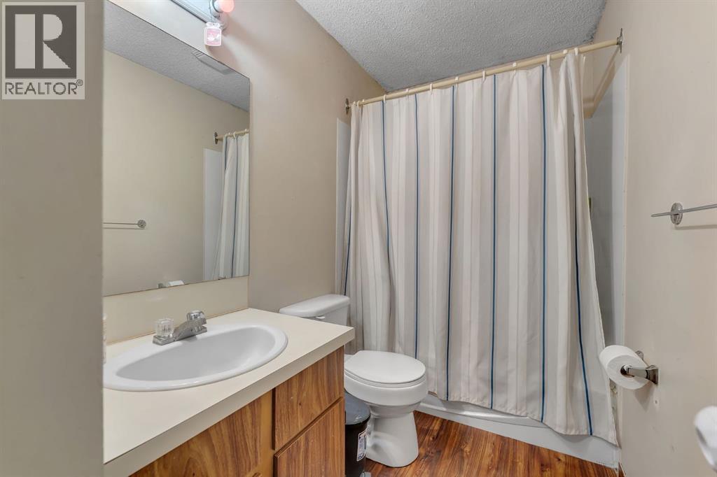 145 Castlebrook Way Ne, Calgary, Alberta  T3J 2A7 - Photo 24 - A2315740