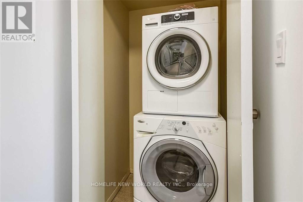 2523 - 633 Bay Street, Toronto, Ontario  M5G 2G4 - Photo 18 - C13219598