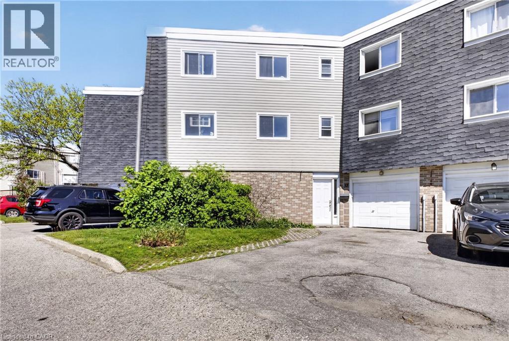 60 Elmsdale Drive Unit# 37, Kitchener, Ontario  N2E 2G4 - Photo 3 - 40835164