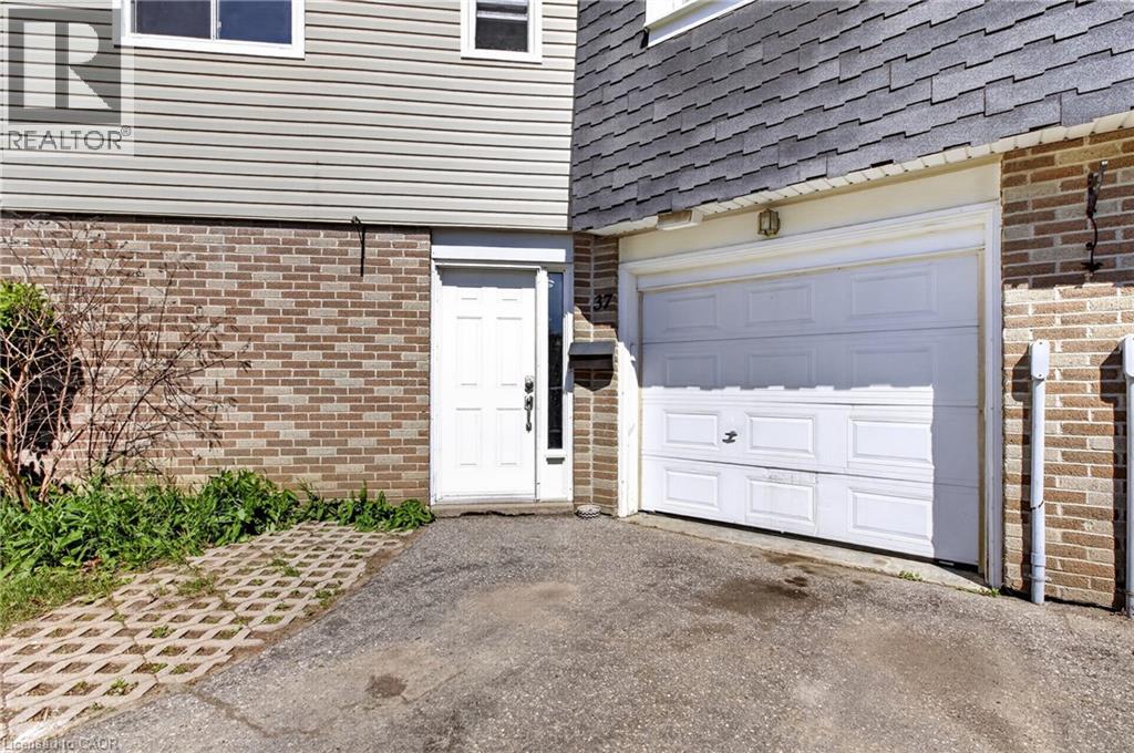 60 Elmsdale Drive Unit# 37, Kitchener, Ontario  N2E 2G4 - Photo 5 - 40835164