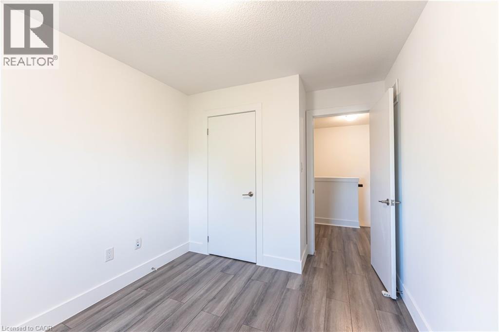1401 Plains Road E Unit# 114, Burlington, Ontario  L7R 3P9 - Photo 17 - 40834798