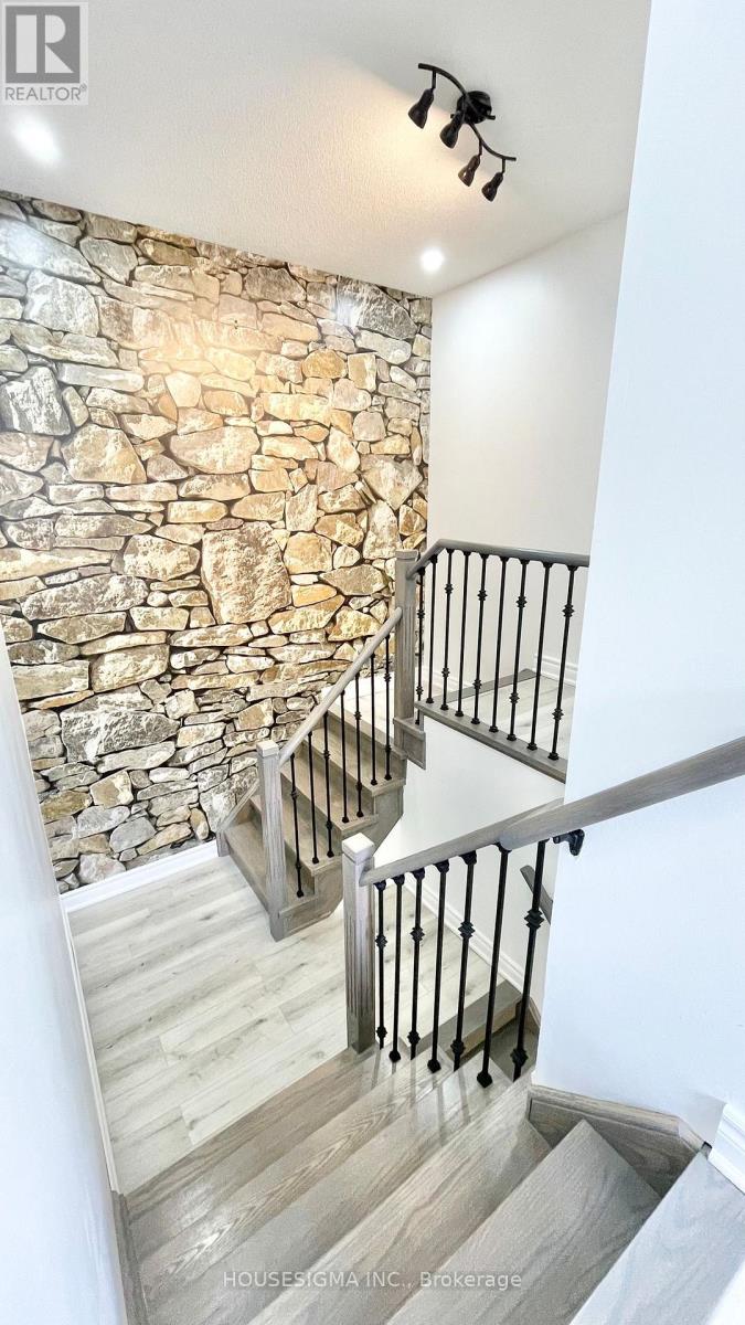 1430 Forest Street, Innisfil, Ontario  L9S 4Y3 - Photo 15 - N12773836