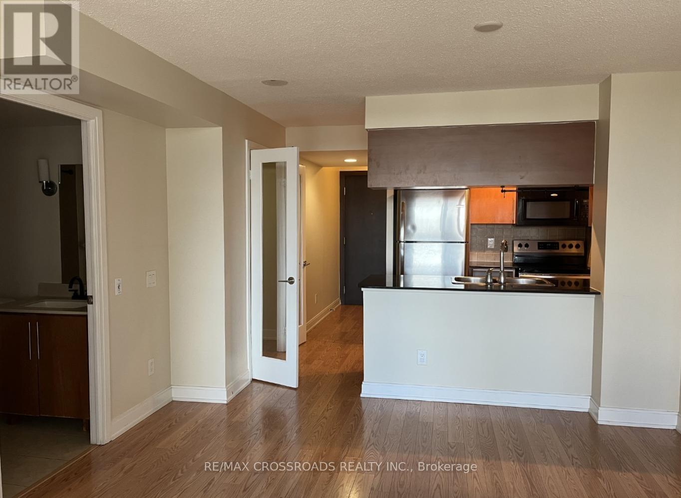 658 - 25 VIKING LANE, Toronto, Ontario