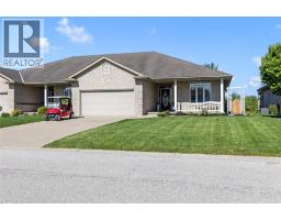 477 1st AVENUE, Petrolia, Ontario