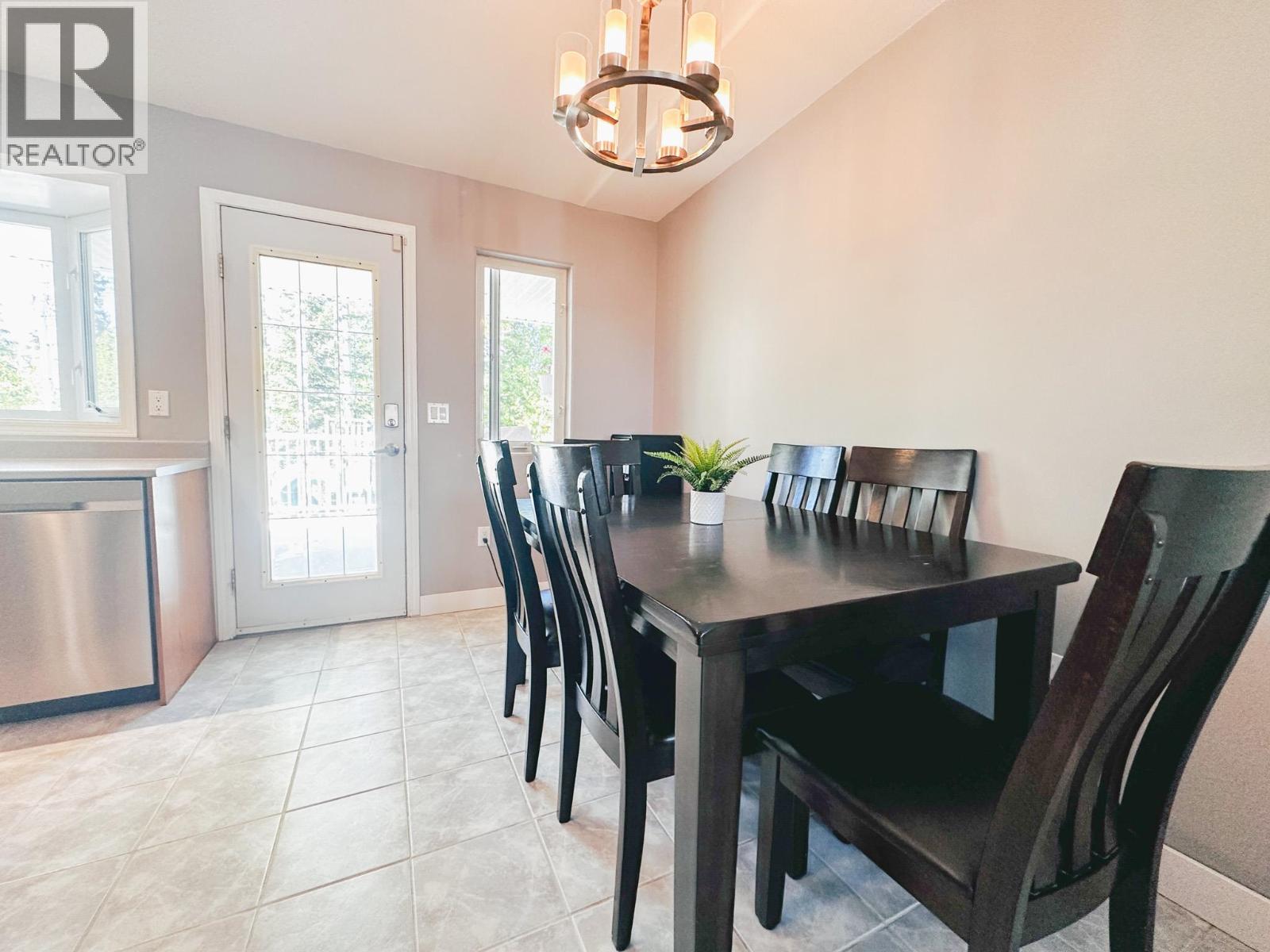 605 9th Avenue, Burns Lake, British Columbia  V0J 1E0 - Photo 28 - R3129681