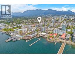 112 211 W 3RD STREET, North Vancouver, British Columbia