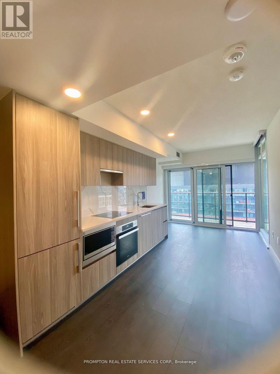 1802 - 3 Concord Cityplace Way, Toronto, Ontario  M5V 0X4 - Photo 4 - C13219624