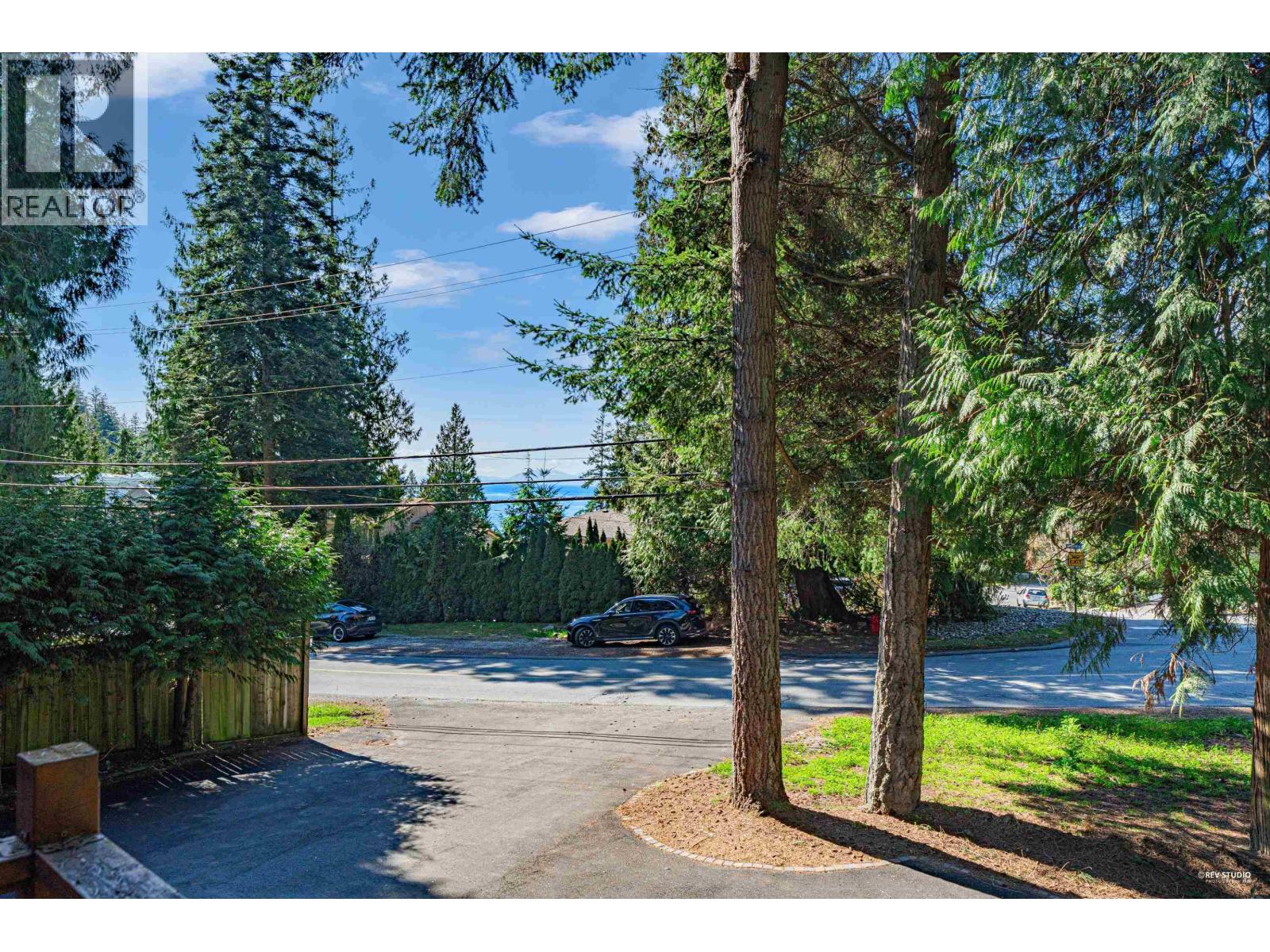 5325 Marine Drive, West Vancouver, British Columbia  V7W 2P5 - Photo 15 - R3102268