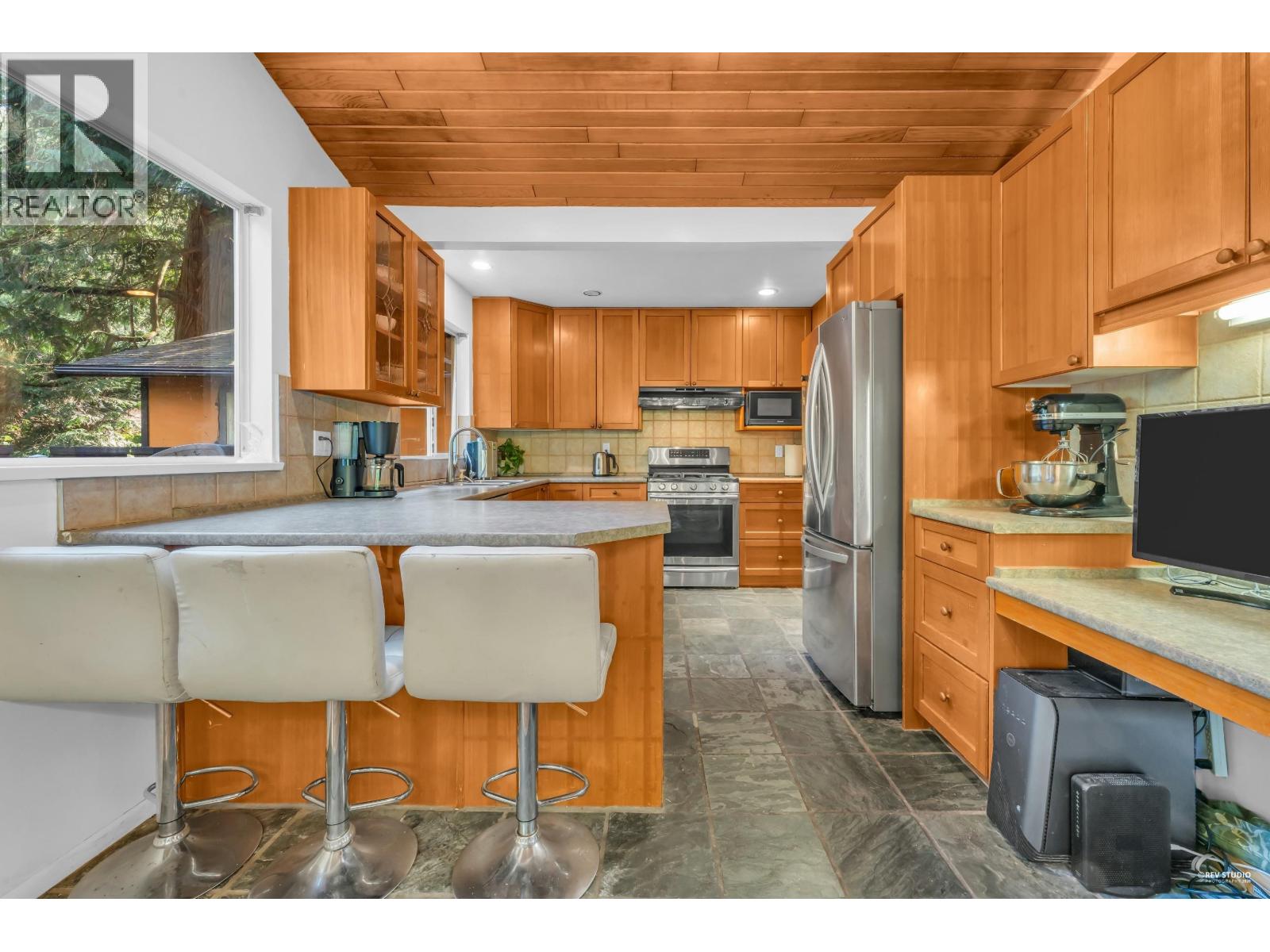 5325 Marine Drive, West Vancouver, British Columbia  V7W 2P5 - Photo 11 - R3102268